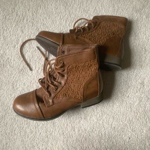 Brown faux leather boots with lace detail ❤️